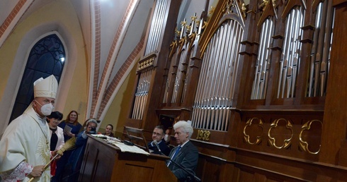Ordynariusz radomski poświęcił odrestaurowane organy.