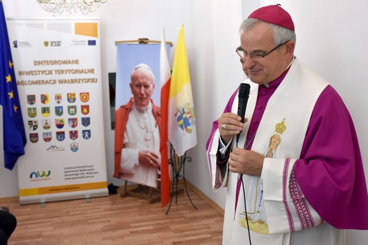 Zagórze Śl. Poświęcono dom seniora Caritas