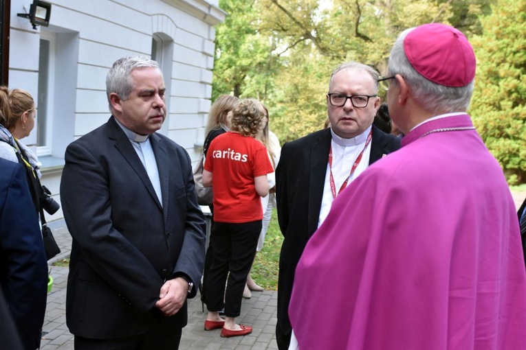 Zagórze Śl. Poświęcono dom seniora Caritas