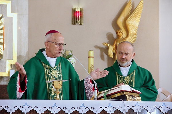 Biskup odwiedził wspólnotę 26 września.