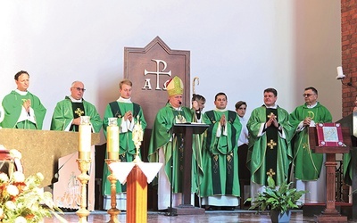 	Dziękczynna Eucharystia w Oświęcimiu.