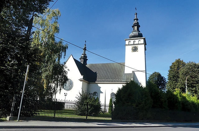 Tutejsza świątynia  jest Bożym domem dla ponad 8 tysięcy mieszkańców dzielnicy.