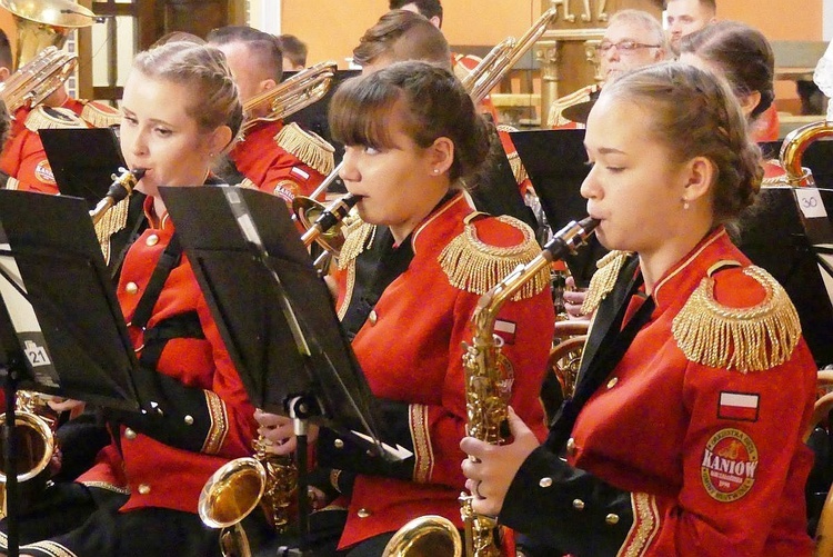 Koncert Papieski orkiestry dętej z Kaniowa w bielskiej Straconce