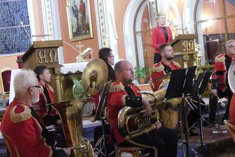 Koncert Papieski orkiestry dętej z Kaniowa w bielskiej Straconce