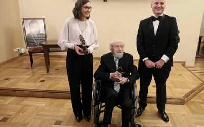 Wręczono nagrody dziennikarskie „Ślad” im. bp. Jana Chrapka