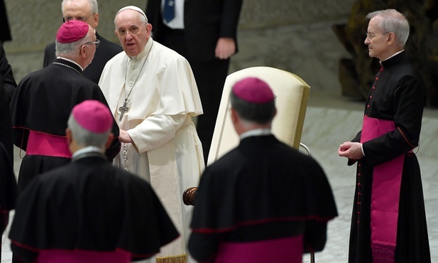 Papież o wizycie polskich biskupów ad limina i raporcie na temat pedofilii w Kościele we Francji