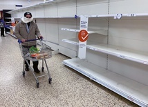 Czy Wielką Brytanię czekają puste półki w sklepach na święta?