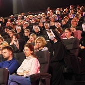 "Fatima" przyciągnęła ludzi do kina
