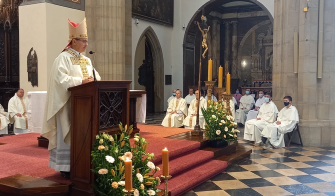 Pytanie na czas kryzysu. Jubileusz u Matki Bożej Różańcowej