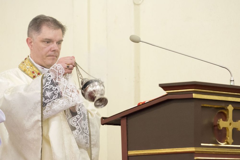 Wałbrzych. 50-lecie tytułu MB Różańcowej 