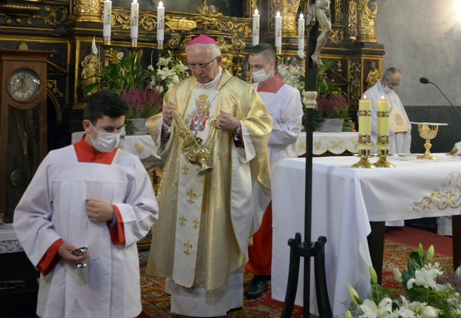 Zespół Szkół i Placówek w Chwałowicach
