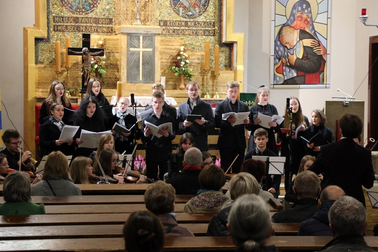 Koncert religijno-patriotyczny z okazji XXI Dnia Papieskiego