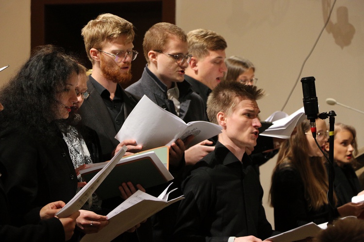 Koncert religijno-patriotyczny z okazji XXI Dnia Papieskiego