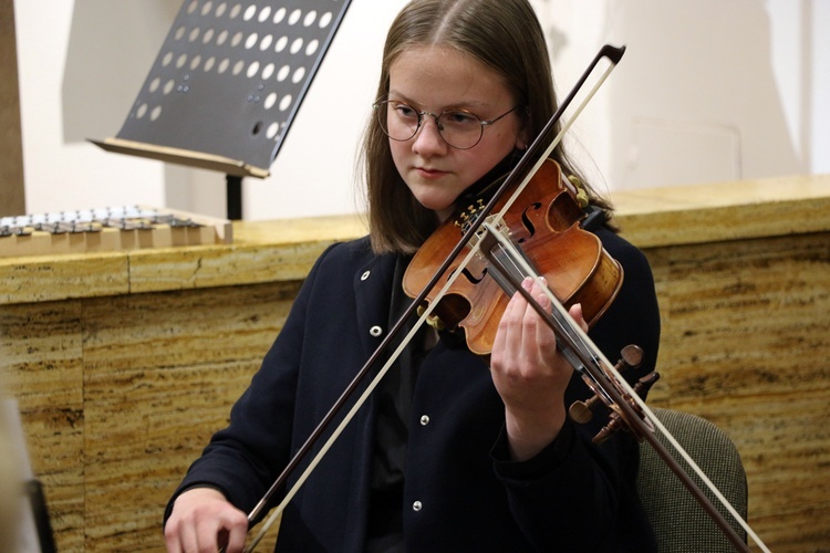 Koncert religijno-patriotyczny z okazji XXI Dnia Papieskiego