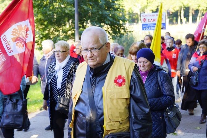 Wolontariusze Caritas z pielgrzymką w Trzebnicy