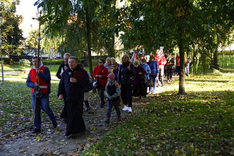 Wolontariusze Caritas z pielgrzymką w Trzebnicy