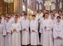 Promocja nowych lektorów i ceremoniarzy odbyła się 9 października w bazylice katedralnej przy ul. Floriańskiej.