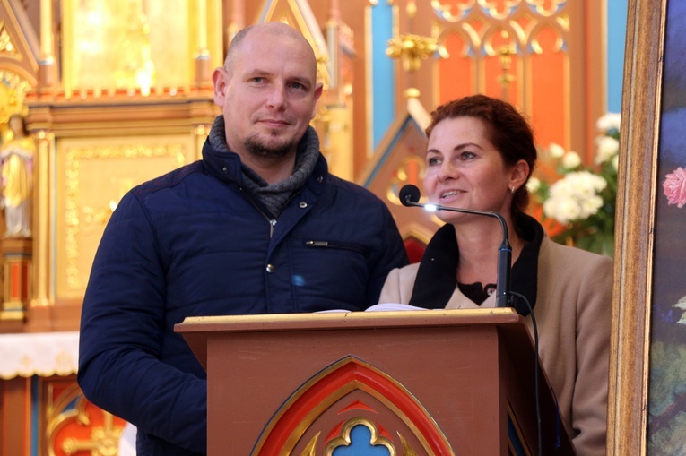 Wprowadzenie relikwii bł. Karoliny Kózkówny do parafii pw. Michała Archanioła we Wrocławiu