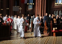 Wprowadzenie relikwii bł. Karoliny Kózkówny do parafii pw. Michała Archanioła we Wrocławiu