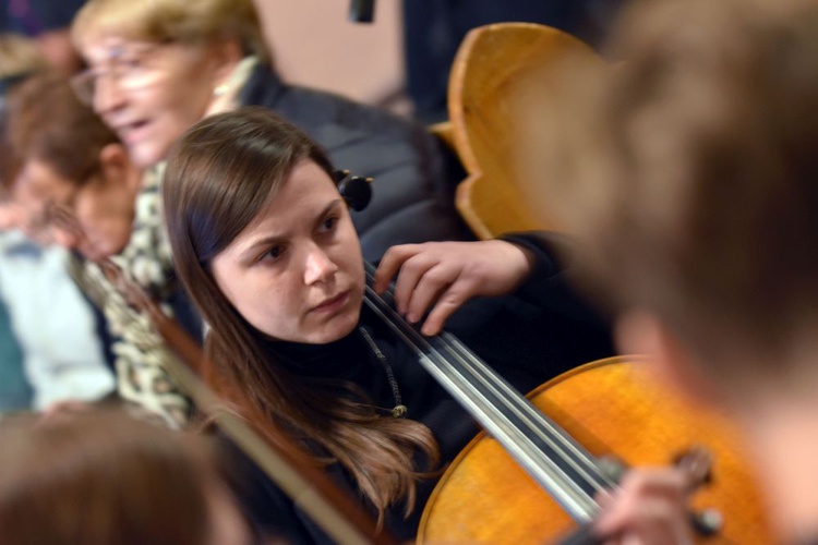 Koncert Papieski rodziny "Sygnału Miłosierdzia"