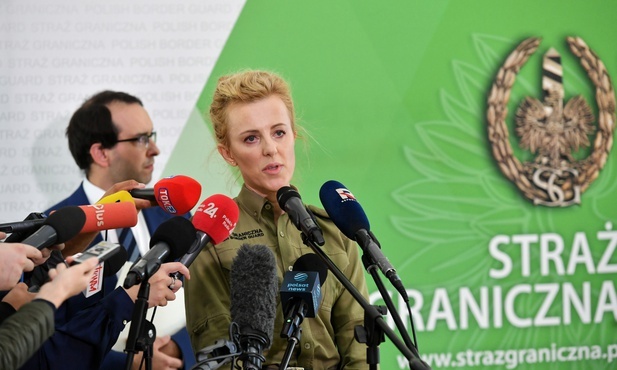 SG: Dwie duże grupy migrantów próbowały siłą dostać się do Polski