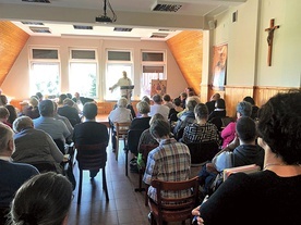 Konferencje poprowadził o. Paweł Kozacki OP.