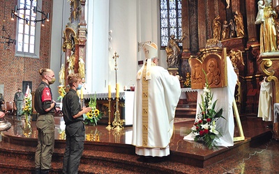 ▲	Poświęcenie w katedrze w Opolu.