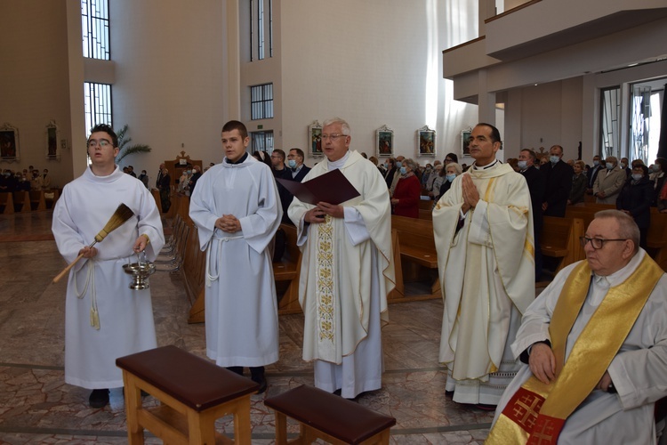 Poświęcnie figury św. Jóżefa w parafii na Boryszewie