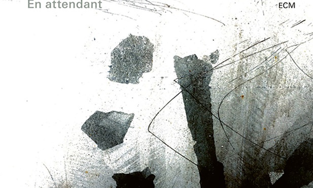 Marcin Wasilewski Trio 
En attendant 
ECM 
2021