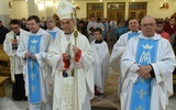 Mszy św. dzięckzynnej za 40-lecie parafii przewodniczył bp Stanisław Salaterski.