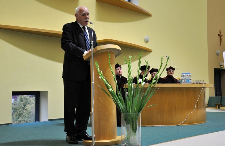 Inauguracja roku akademickiego na Wydziale Teologicznym UO