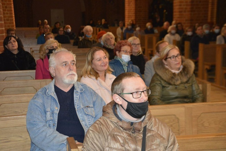 Modlitwa za nauczycieli w katedrze