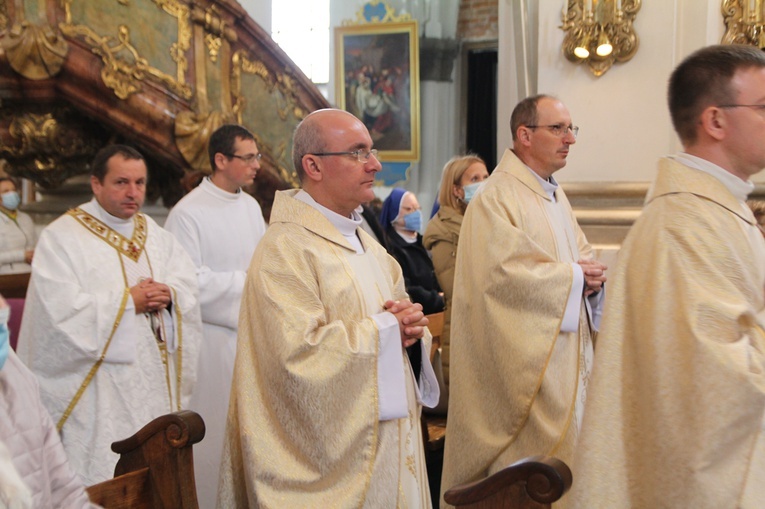 Trzebnica 2021. Powołani do kapłaństwa i życia konsekrowanego u św. Jadwigi