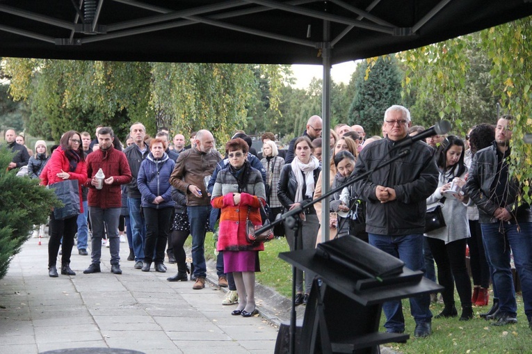 Tarnów-Mościce. Pogrzeb dzieci utraconych