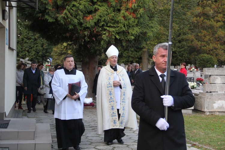 Tarnów-Mościce. Pogrzeb dzieci utraconych