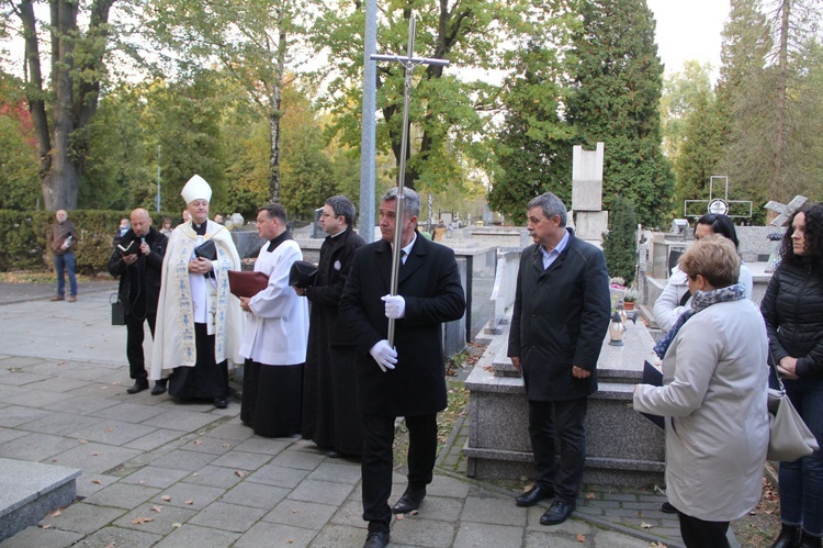 Tarnów-Mościce. Pogrzeb dzieci utraconych