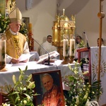 Bojanice. Abp Mokrzycki dał im relikwie św. Jana Pawła II