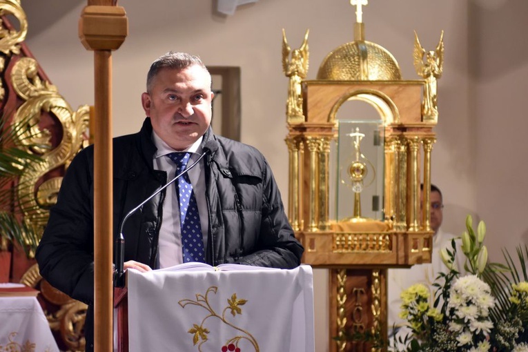Bojanice. Abp Mokrzycki dał im relikwie św. Jana Pawła II