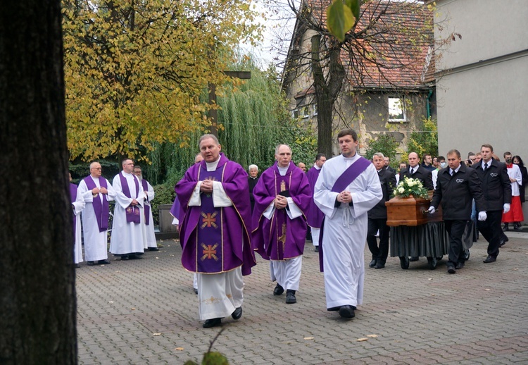 Pogrzeb o. Krzysztofa Pietruszkiewicza SJ 