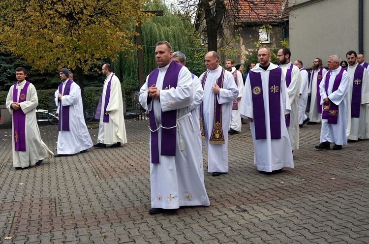 Pogrzeb o. Krzysztofa Pietruszkiewicza SJ 