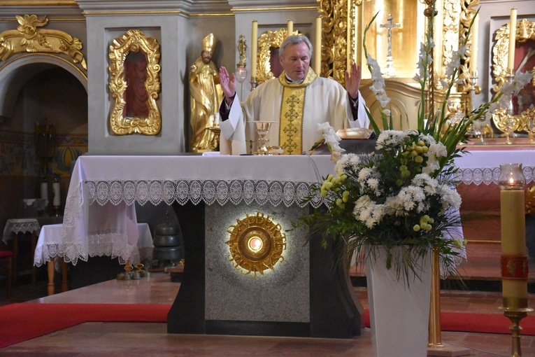 Przasnysz. Pochówek dzieci zmarłych przed narodzeniem