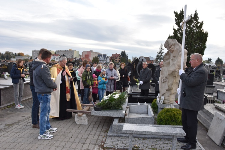 Przasnysz. Pochówek dzieci zmarłych przed narodzeniem