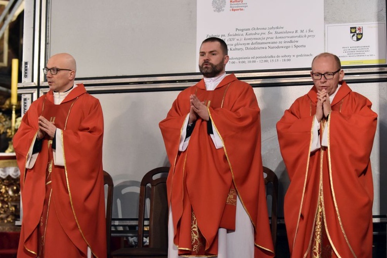 Otwarcie synodu w katedrze świdnickiej