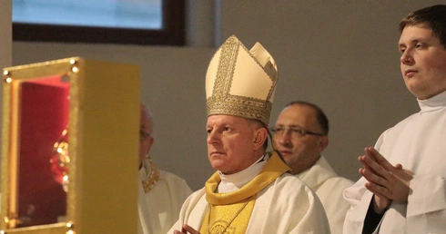 Wprowadzenie relikwii św. Jana Pawła II