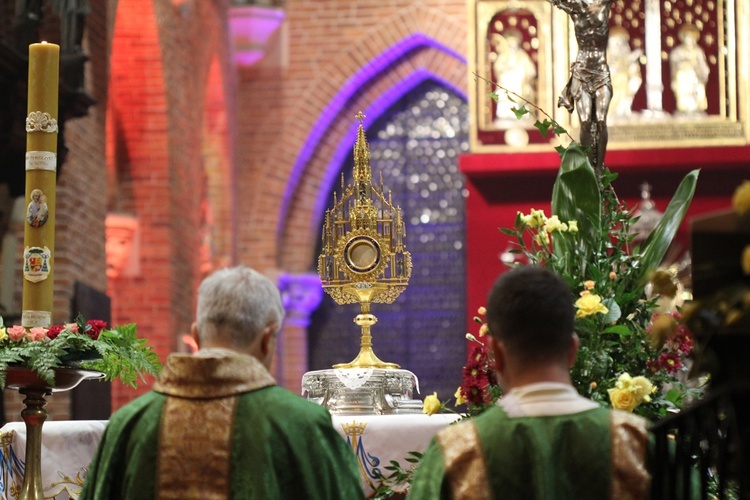 Synod w archidiecezji wrocławskiej. Bóg słucha swego ludu i zaprasza do słuchania