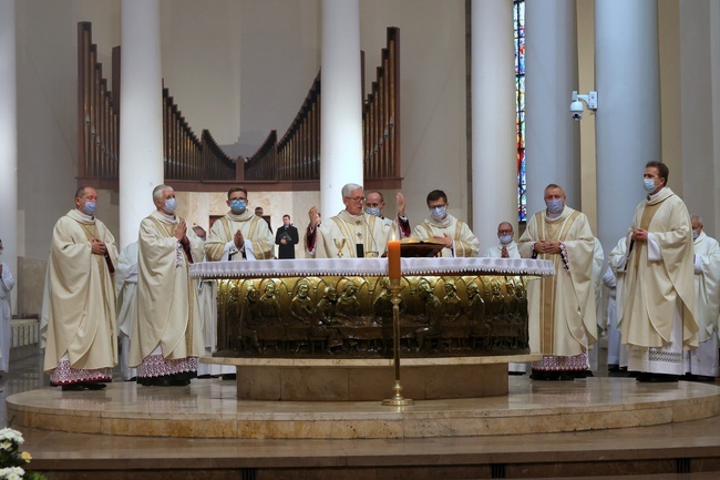 Katowice. Msza św. inaugurująca synod o synadalności w archidiecezji, cz. 2