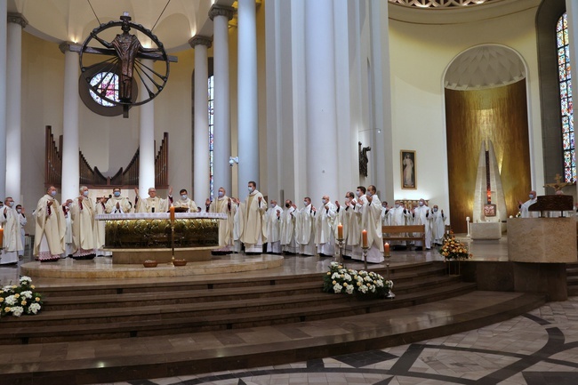 Katowice. Msza św. inaugurująca synod o synadalności w archidiecezji, cz. 2