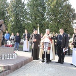 Dębica. Poświęcenie pomnika i pochówek dzieci utraconych