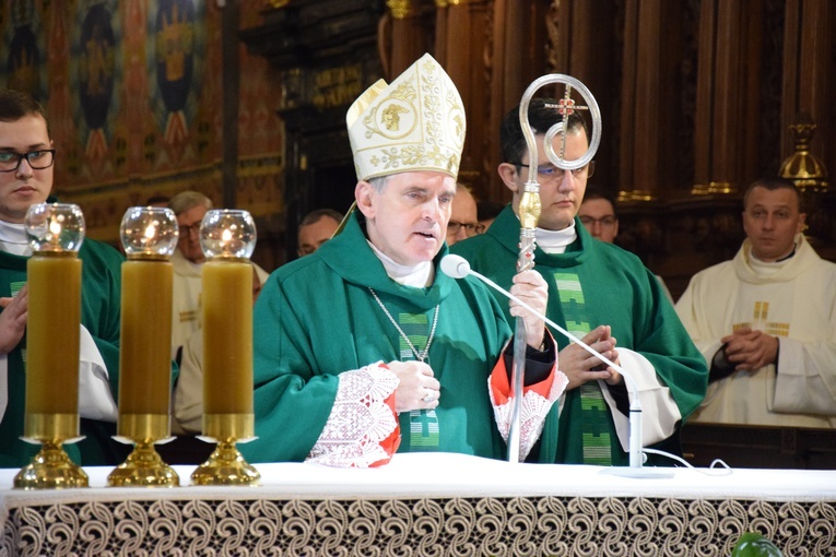 Inauguracja fazy diecezjalnej synodu biskupów 