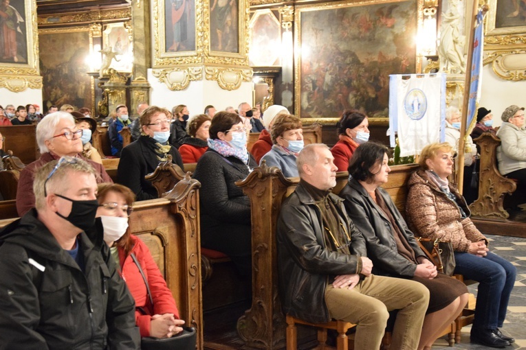Inauguracja fazy diecezjalnej synodu biskupów 